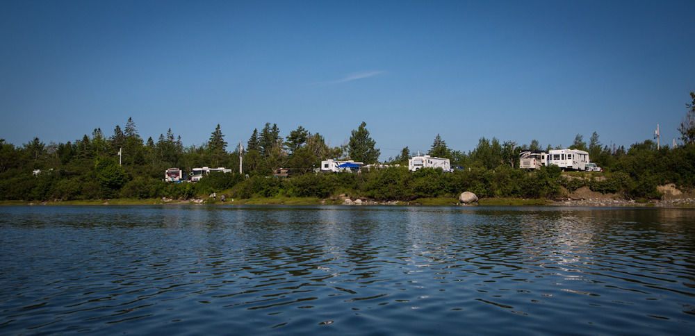 Narrows Too Camping Resort Cabin 1 Trenton Kültér fotó